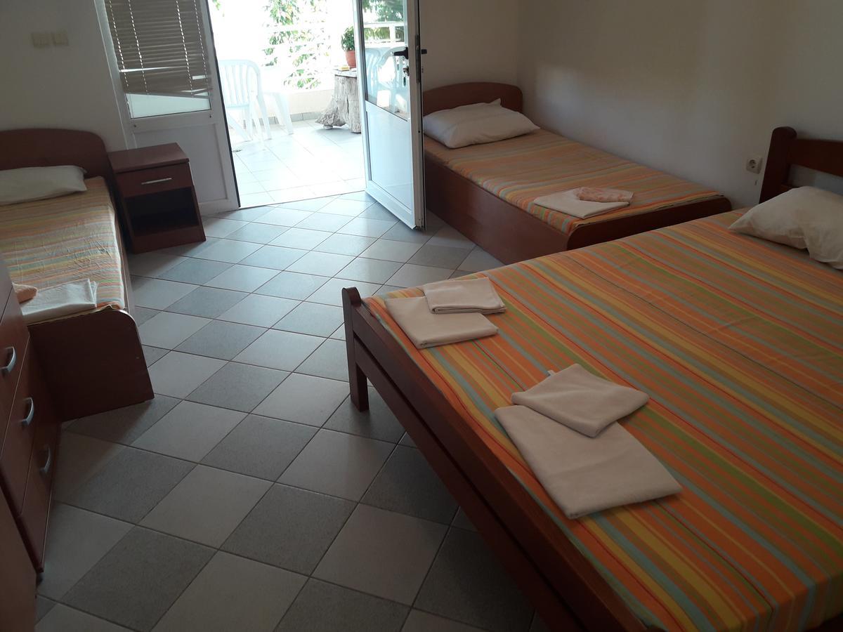 Apartments Vretenicic Бар Екстериор снимка