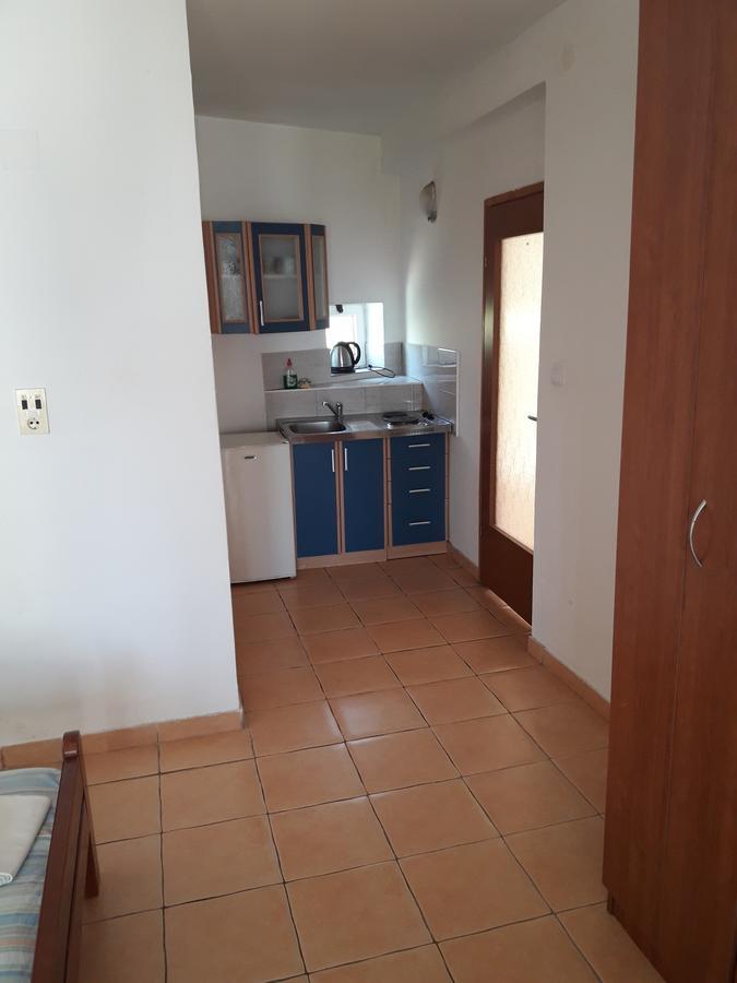 Apartments Vretenicic Бар Екстериор снимка