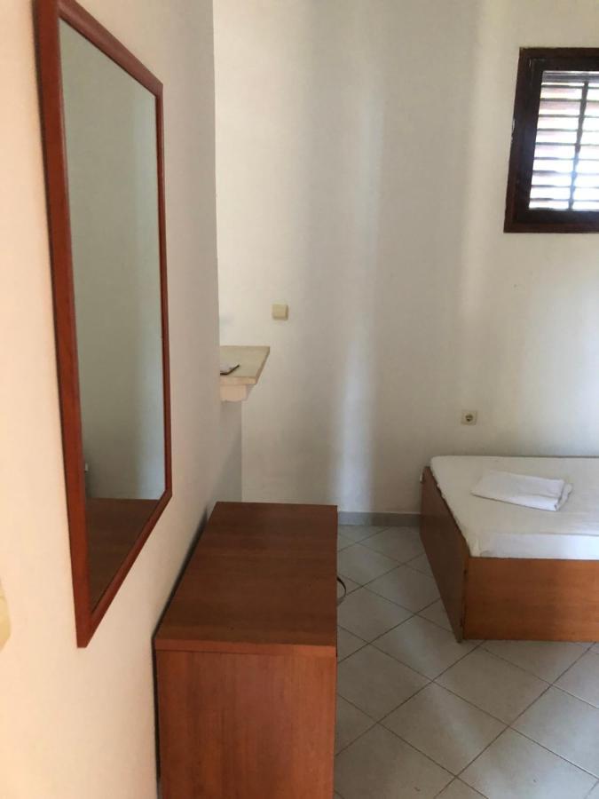 Apartments Vretenicic Бар Екстериор снимка
